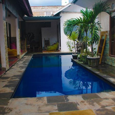 Wahyu Gili 1 Hotel Gili Trawangan Exterior photo