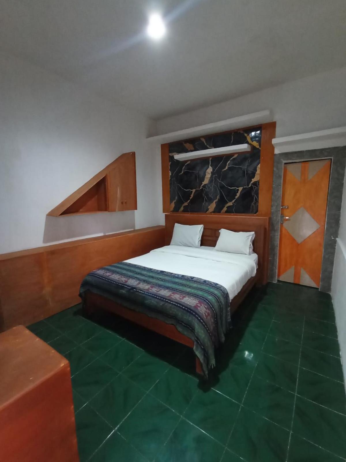 Wahyu Gili 1 Hotel Gili Trawangan Exterior photo